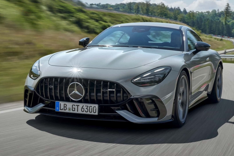 Mercedes-AMG GT 63 сделали еще мощнее