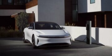 Модернизированный седан Lucid Air похвастал рекордной эффективностью