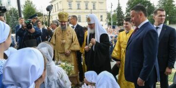 Патриарх Кирилл освятил Спасо-Преображенский кафедральный собор в Твери