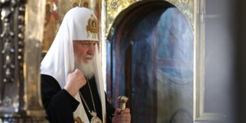 Патриарх Кирилл прокомментировал гонения на церкви на Западе