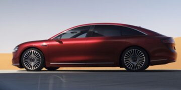 Седан Stelato S9 компаний Huawei и BAIC показал роскошный салон