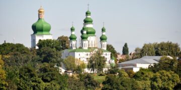 Суд обязал представителей УПЦ покинуть Елецкий монастырь