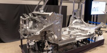 Suzuki будет облегчать свои автомобили