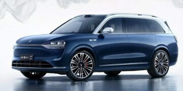 В России будут продавать большой гибридный Seres