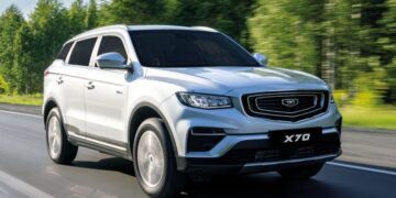 В России стартовали продажи Geely Atlas Pro под белорусской маркой