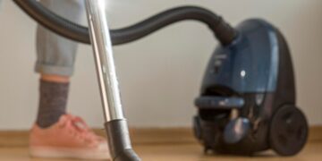 Возвращаем вашему пылесосу былую мощь: Секреты профессионального ремонта в Алматы