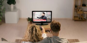 IPTV: телевидение по интернету на любом устройстве