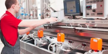 Проверка теплосчетчика специалистами: важные моменты и рекомендации