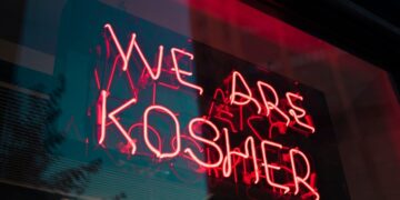 Светодиодные вывески: профессиональное изготовление