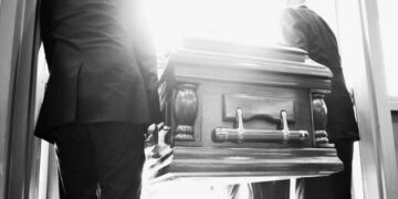 Репатриация тел: что это, как оформить, необходимая документация и помощь профессионалов