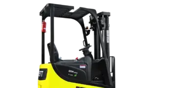 Вилочные погрузчики: незаменимые помощники на складе