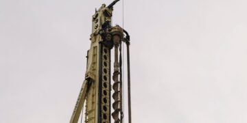 Мобильные передвижные устройства: лёгкие козловые краны — гибкость и мощность в одном решении